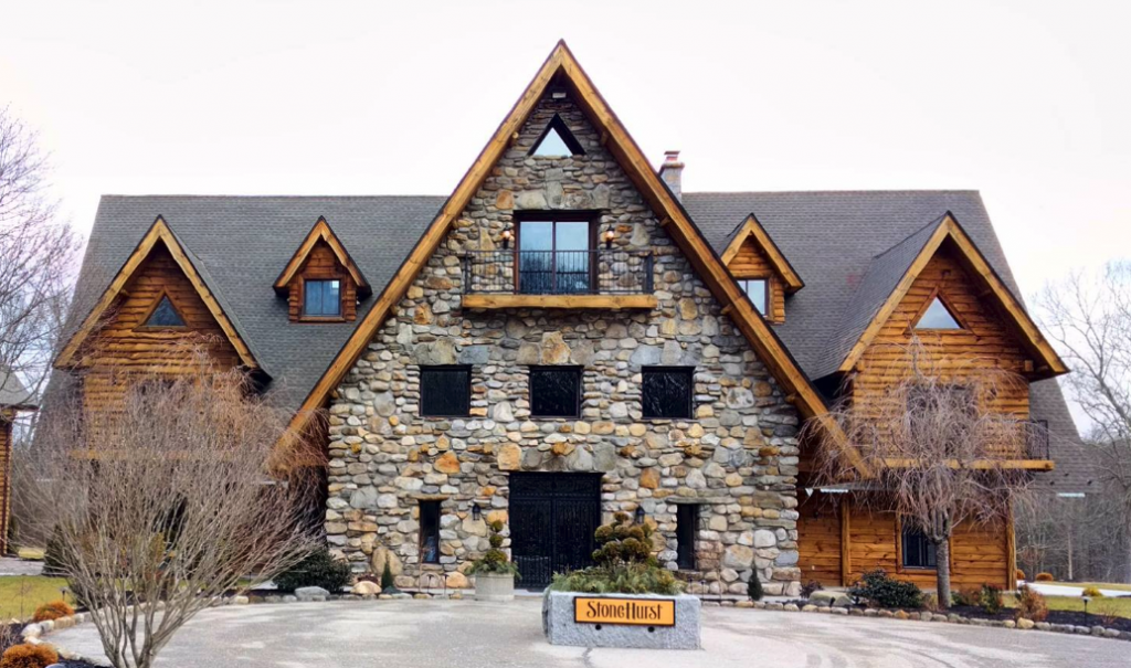 Visit StoneHurst At Hampton Valley, Eastern Connecticut's Premier Venue