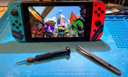 Nintendo Switch USB-C Charging Port Repair - Image 3